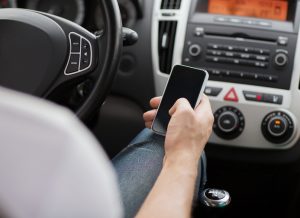 distracted driver using cellphone
