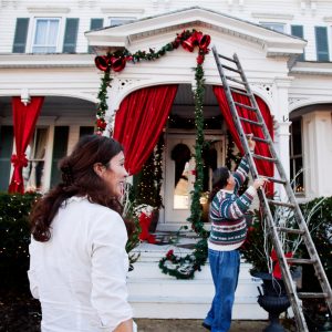 Christmas decoration accident 