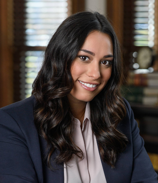 gabriella izzo headshot